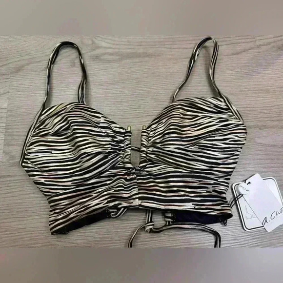 A.CHE Women’s Hermosa Tala Foam-Padded Jersey Longline Bikini Top Size S - Picture 2 of 8